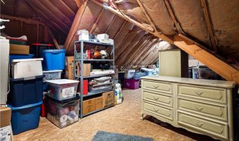 658 Nicole Dr, Amherst, OH 44001