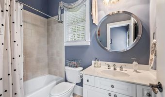 221 Allmond Ln, Alpharetta, GA 30004