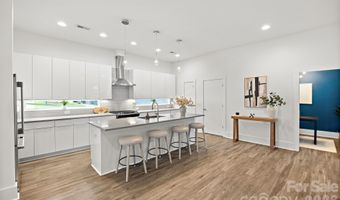 1704 Pegram St, Charlotte, NC 28205