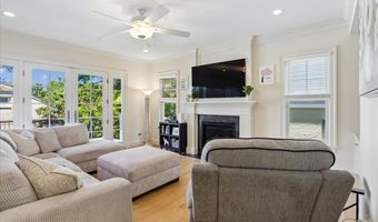 7800 RADNOR Rd, Bethesda, MD 20817