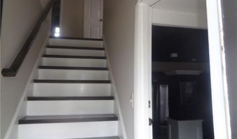 176 Vernon St, Warwick, RI 02889