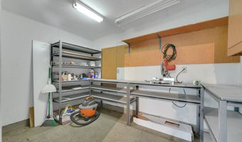 2617 FULTON St, Albany, OR 97322