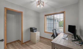 867 160th Ln NW, Andover, MN 55304