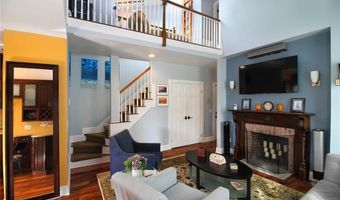 75 Pelham St C, Newport, RI 02840