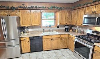 3050 Gaineswood Ave, Baxter Springs, KS 66713