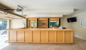 2039 E Mission Rd, Fallbrook, CA 92028