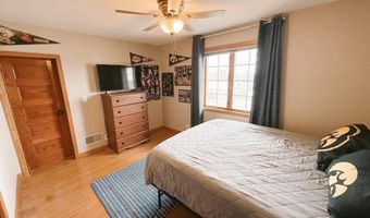 508 3rd Ave, Alton, IA 51003
