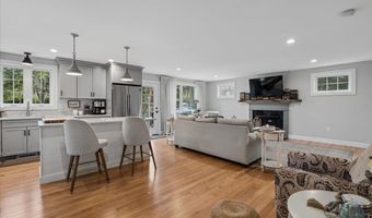 12 Freedom Way, Barrington, NH 03825