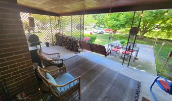 315 N Main St, Allegan, MI 49010