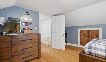 1070 Tarkiln Rd, Burrillville, RI 02830
