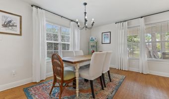 103 Oak Dr, Bay St. Louis, MS 39520