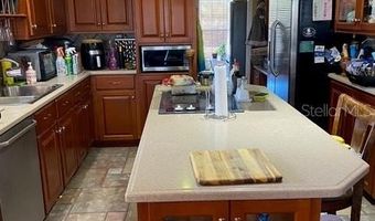 936 ALLEGRO Ln, Apollo Beach, FL 33572