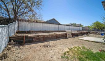 1702 Johns Cir, Fernley, NV 89408