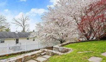 5 Christiano St 2, Cos Cob, CT 06807