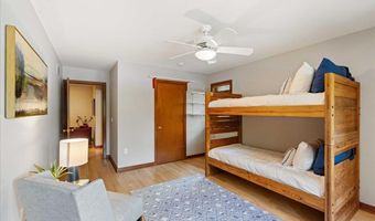 5870 Persimmon Dr, Fitchburg, WI 53711