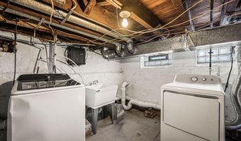 6817 HEGERMAN St, Philadelphia, PA 19135