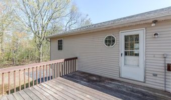 136 Hope Hill Ter, Cranston, RI 02921
