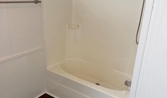 29 HILLTOP Ave, Akron, PA 17501