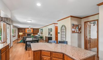 1014 NE Trilein Dr, Ankeny, IA 50021
