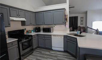 7930 River Fall Ct, Ball Ground, GA 30107