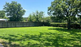 1447 Lowry Ln, Atoka, OK 74525