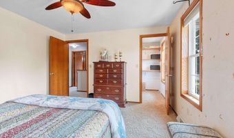 N254 MEADOWBREEZE Court, Appleton, WI 54915