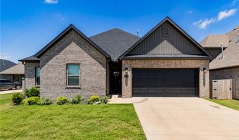 1930 Lordsburg Ct, Bentonville, AR 72713