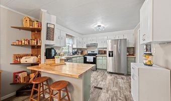 805 Edmunds St, Belle Fourche, SD 57717