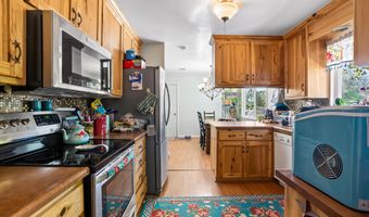 17201 Flowers Ln, Anderson, CA 96007