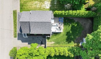 48 Garfield Ave, Bristol, RI 02809