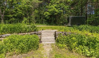 94 Cold Pond Rd, Acworth, NH 03601