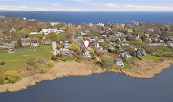 8 Key Ct, Newport, RI 02840