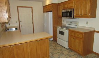 141 Strese Ln, Apple Valley, MN 55124