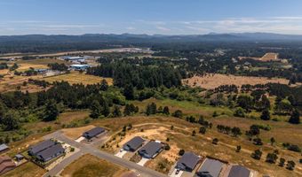 753 SEACREST Dr, Bandon, OR 97411