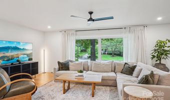 6038 Old Providence Rd, Charlotte, NC 28226