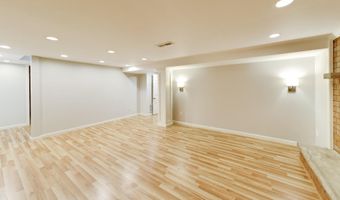 7217 WILBURDALE Dr, Annandale, VA 22003