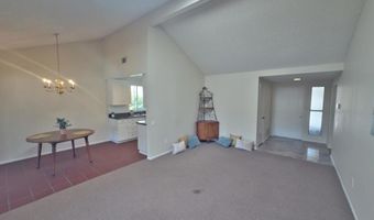 24121 Village 24, Camarillo, CA 93012
