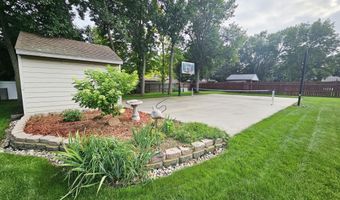 2510 Bobbie Dr, Aberdeen, SD 57401