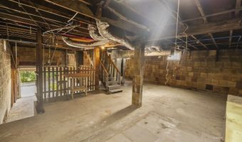 89 Second St, Athens, OH 45701