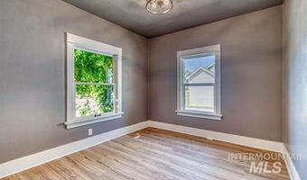 1015 E Logan St, Caldwell, ID 83605