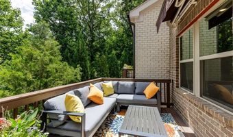 1616 Prestwick Ln, Dunwoody, GA 30338