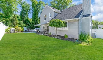 124 Sandpiper Dr, Belford, NJ 07718