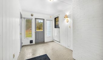 35 Burnham Rd, Avon, CT 06001