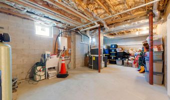 1553 MAIN St, Barnegat, NJ 08005