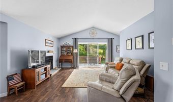 12 Heather Ln 12, Hopkinton, RI 02832