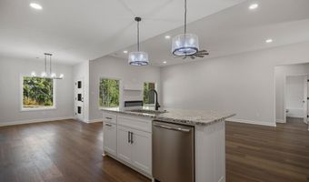 1000 Duke Dr, Bauxite, AR 72011
