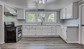 1395 Old Cox Rd, Asheboro, NC 27205