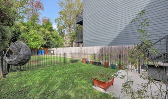 712 KEARNY St NE 5, Washington, DC 20017