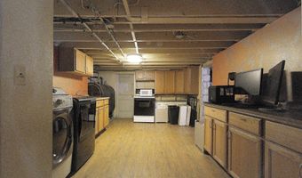 310 Douglas St, Bridgeport, CT 06606