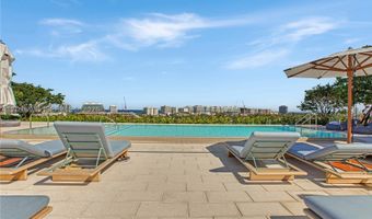 9221 E Bay Harbor Dr 511, Bay Harbor Islands, FL 33154